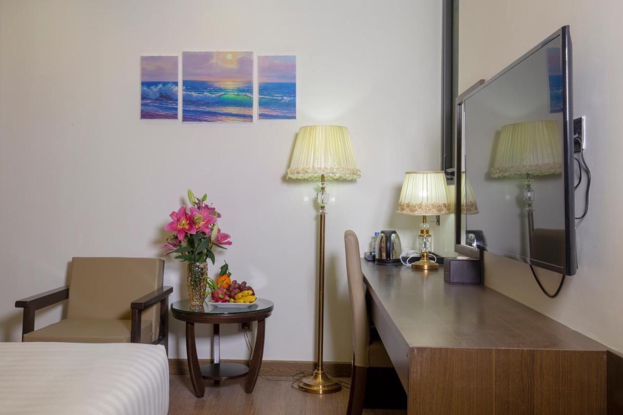 Sata Hotel Nha Trang Bagian luar foto