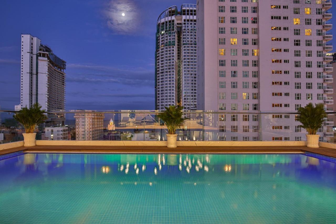 Sata Hotel Nha Trang Bagian luar foto